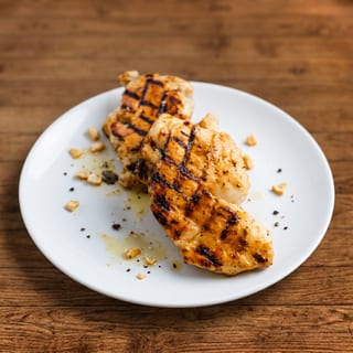 Grilled Chicken Breast a Lo Pobre